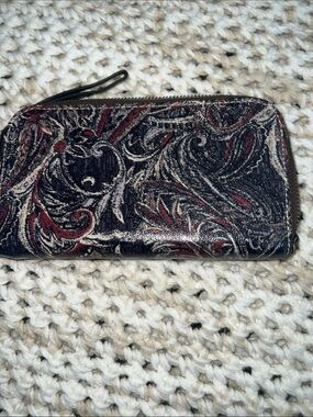 Patricia Nash wristlet like new